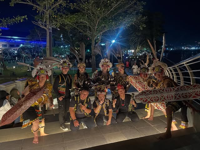 Tari Dayak Tiga Bangen